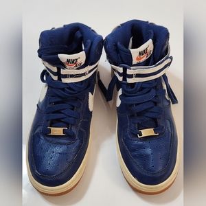 NIKE AIR FORCE 1 Vintage Sneakers Size 4.5 (Youth)